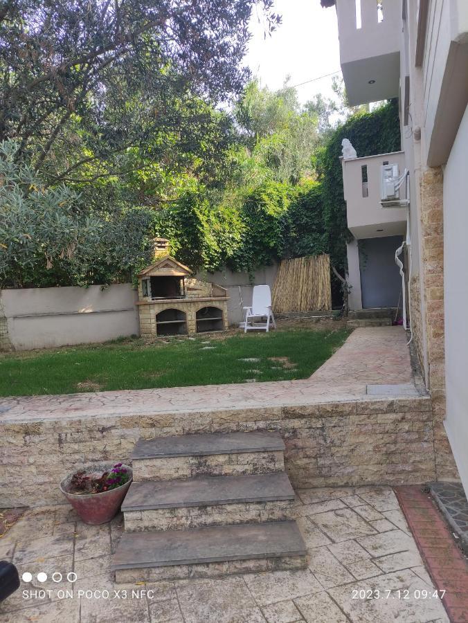 Garden House Villa Palaiontsiflikion Luaran gambar